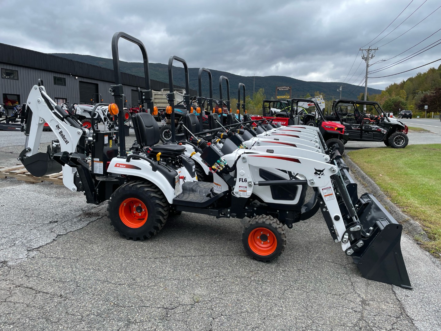 2023 Bobcat CT1025 HST with Loader & Backhoe - Bobcat Northern ...